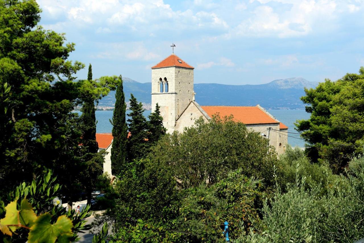 Spacious Room Near Beach W Private Bathroom Trogir Exterior foto