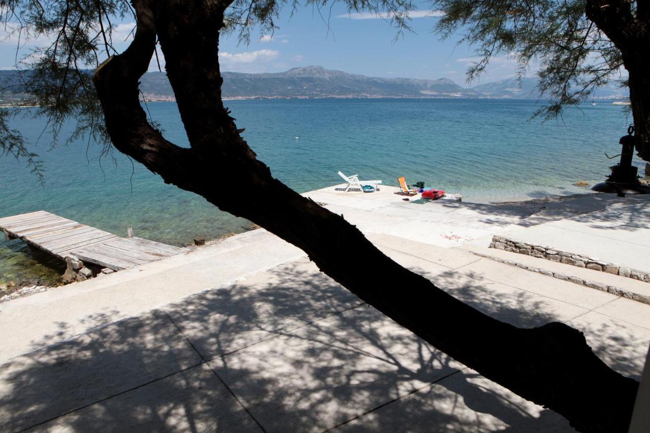 Spacious Room Near Beach W Private Bathroom Trogir Exterior foto