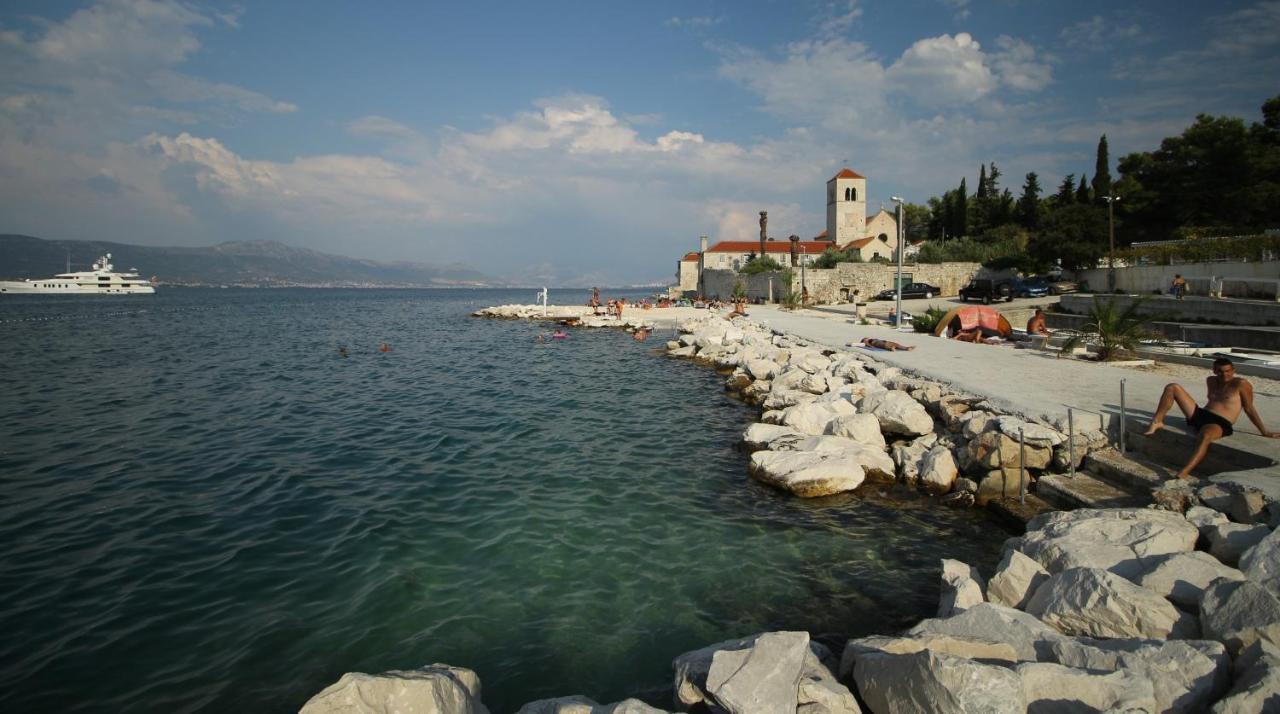 Spacious Room Near Beach W Private Bathroom Trogir Exterior foto